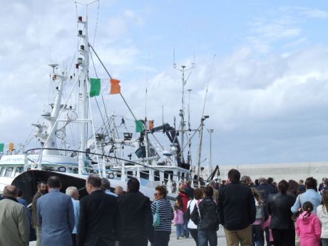 When the tape was cut the crowd were invited to go ahead and view the pier at close quarters.